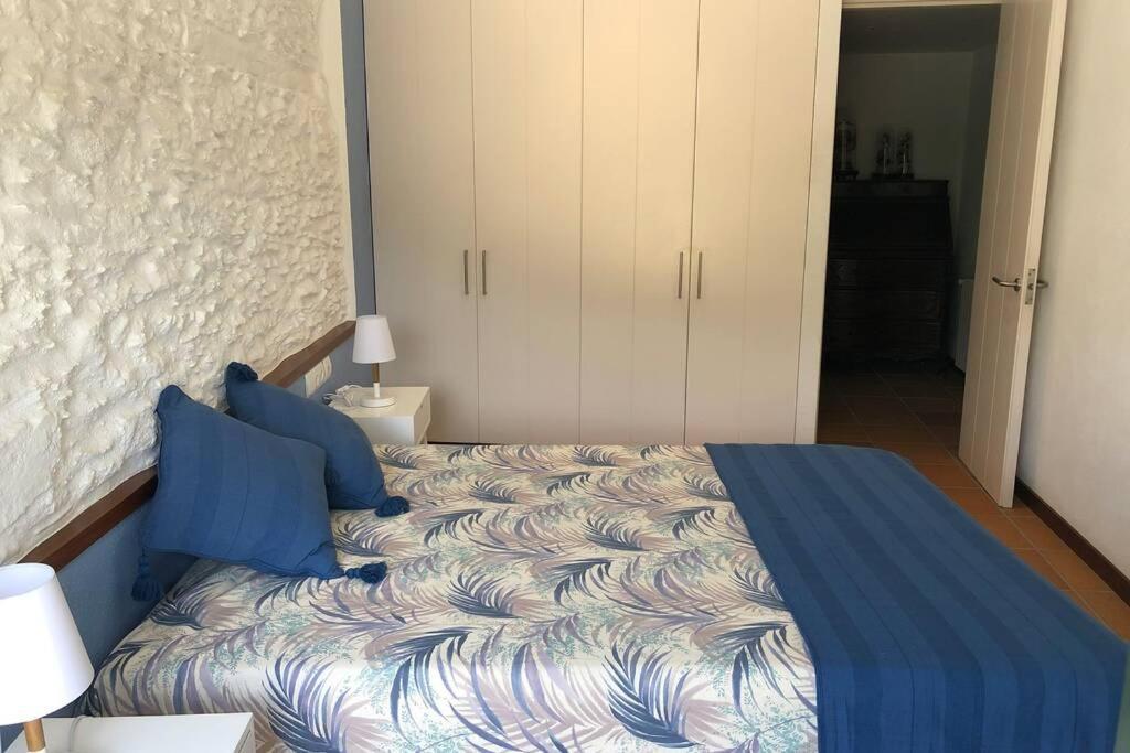 Roques - Casa En Primera Linea De Mar En 카다케스 외부 사진